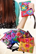 Ethnic Embroidery Clutch-bag (Multicolor)