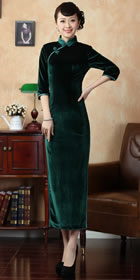 Elbow-sleeve Long-length Velvet Cheongsam (RM)