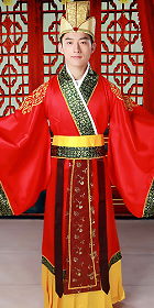 Han Emperor Dress w/ Crown (RM)