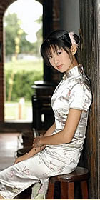 Short-sleeve Mid-length Cheongsam (CM)