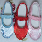 Girl's Small Plum Blossom Embroidery Shoes (Multicolor)