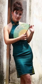 Cut-in Shoulders Bareback Mid-length Cheongsam (CM)